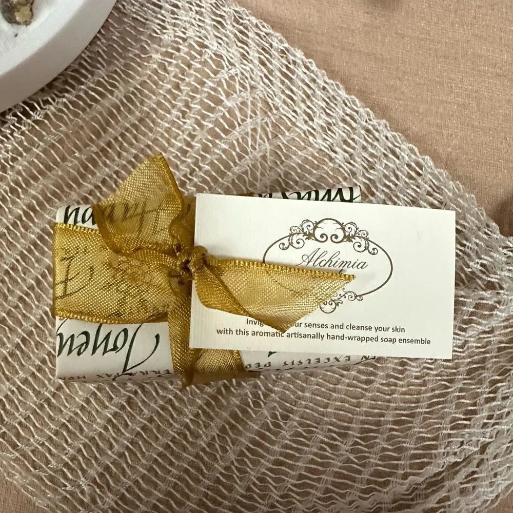 Alchimia Soap Milano Vanilla Moisturizing Christmas Winter Holiday Wrapped Set